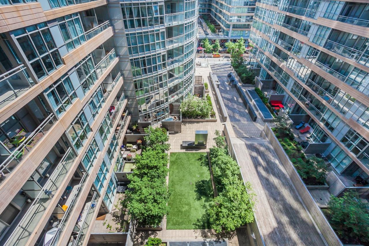 Cozy 2Br Close To Cn Tower & Harbourfront Toronto Ngoại thất bức ảnh