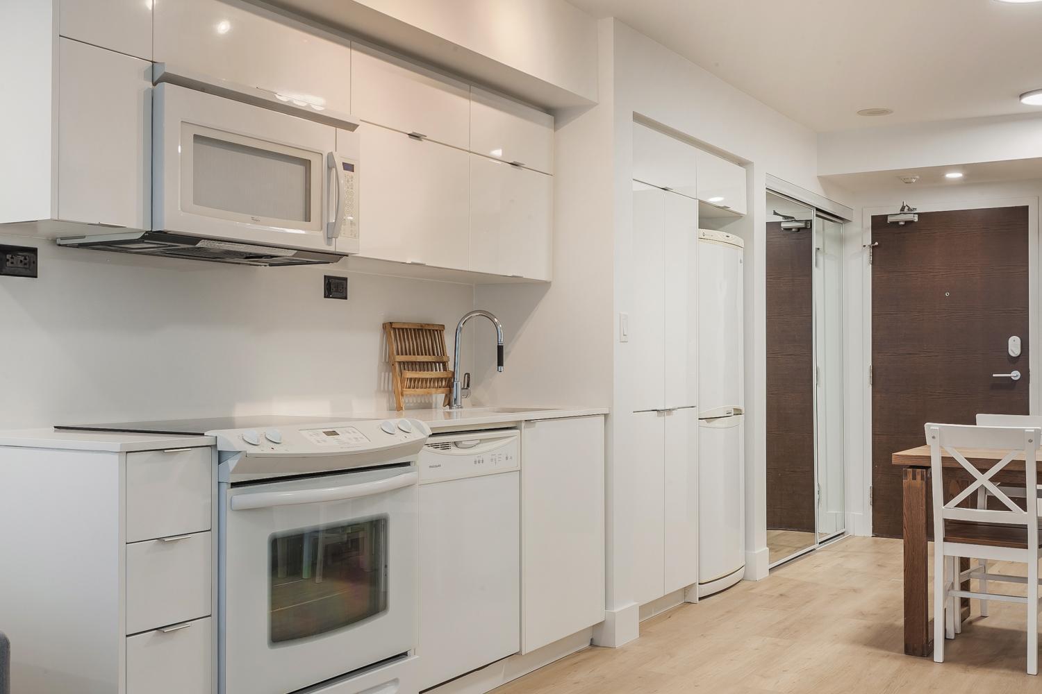 Cozy 2Br Close To Cn Tower & Harbourfront Toronto Ngoại thất bức ảnh